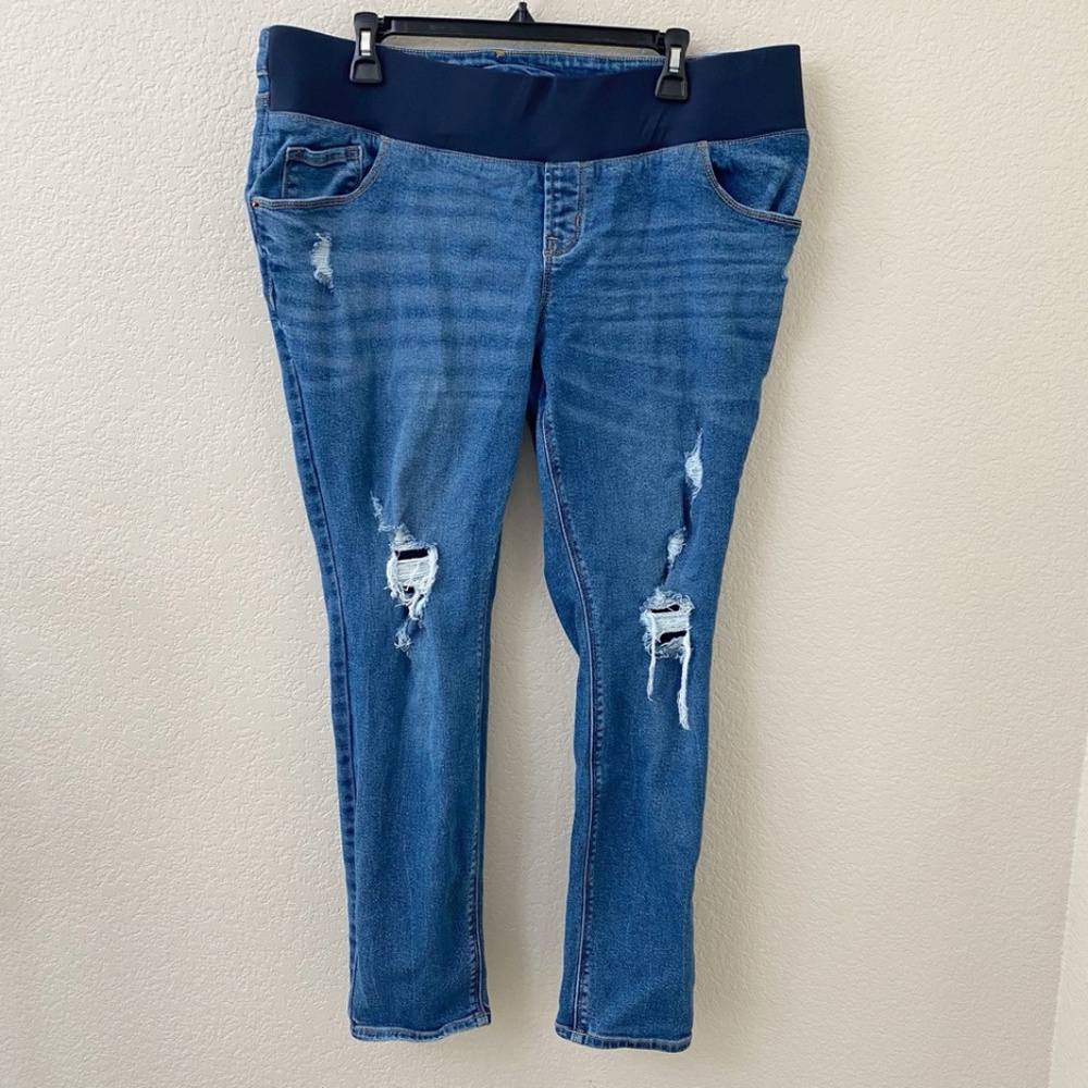 Old Navy Distressed Maternity Jeans Size 14 Rockstar Super Skinny